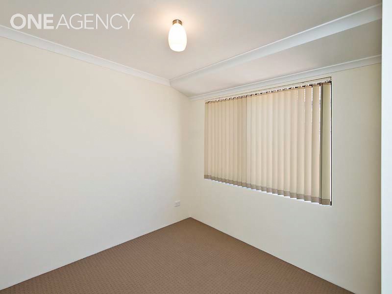 10 Torino Court, Piara Waters WA 6112