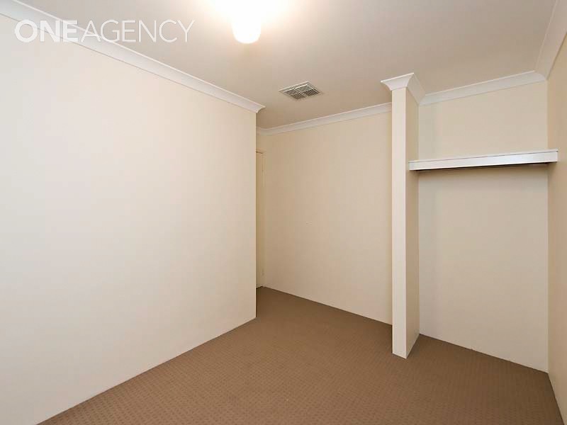 10 Torino Court, Piara Waters WA 6112