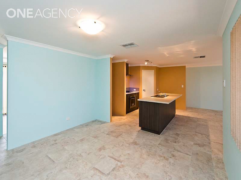 10 Torino Court, Piara Waters WA 6112