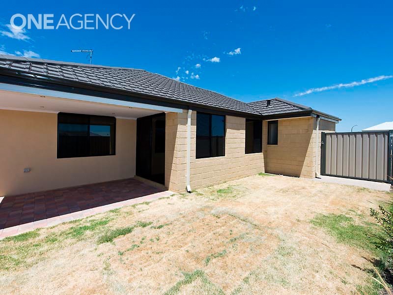 10 Torino Court, Piara Waters WA 6112