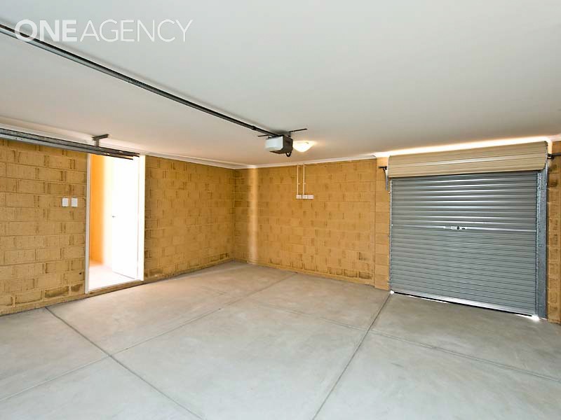 10 Torino Court, Piara Waters WA 6112