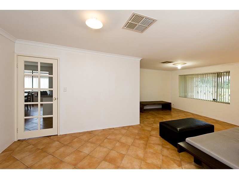 34 Ponderosa Loop, Canning Vale WA 6155