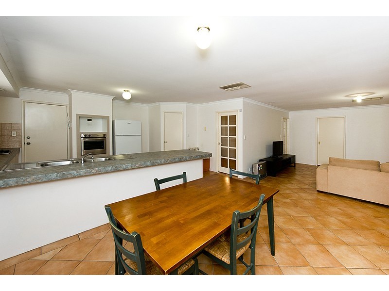 34 Ponderosa Loop, Canning Vale WA 6155