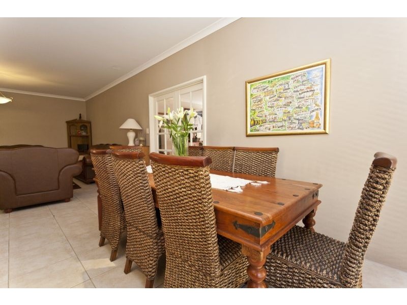 13 Longshaw Circuit, Canning Vale WA 6155