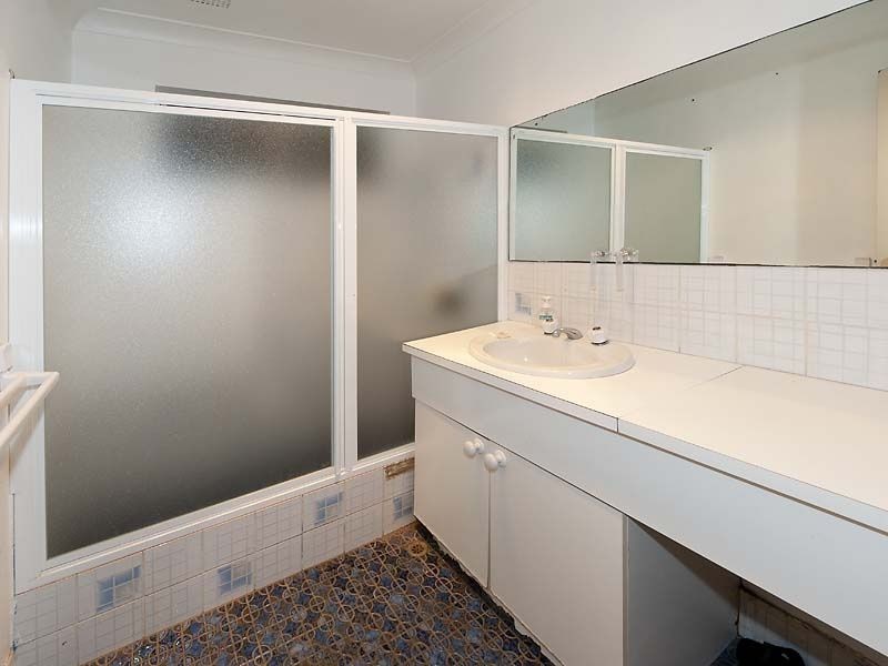 11 Winnunga Place, Armadale WA 6112