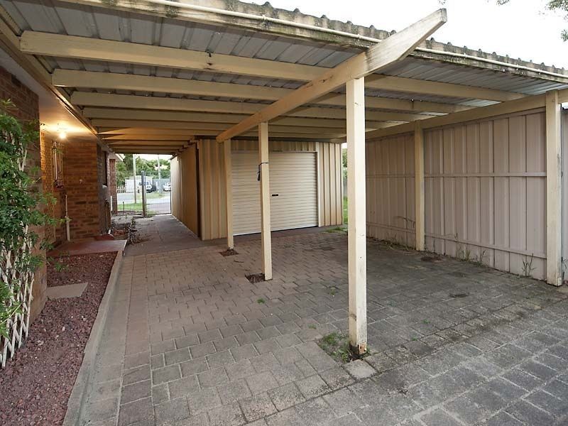 11 Winnunga Place, Armadale WA 6112