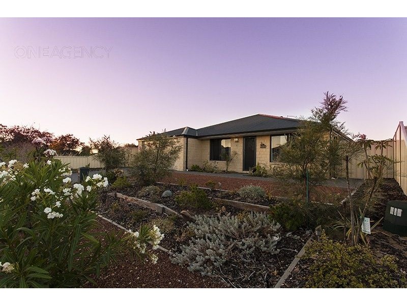 4 Walpole Way, Gosnells WA 6110