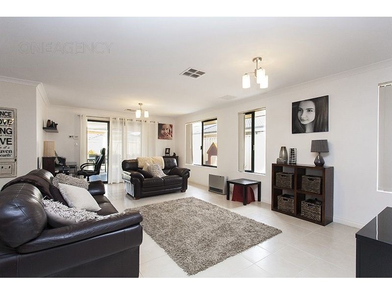 4 Walpole Way, Gosnells WA 6110