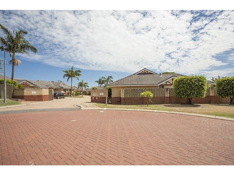 3/15 Truslove Close, Willagee WA 6156