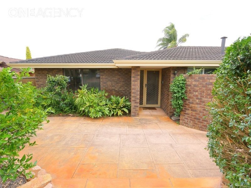 19 Matthew Avenue, Leeming WA 6149