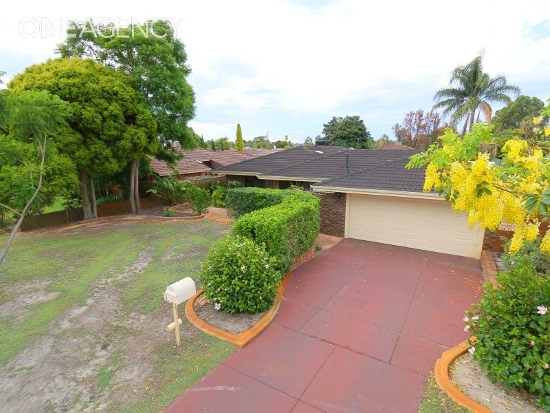 19 Matthew Avenue, Leeming WA 6149