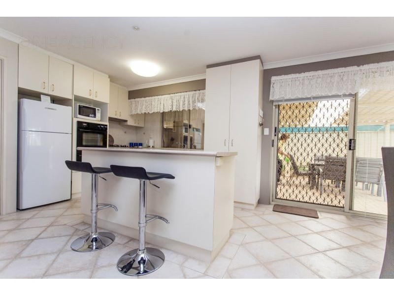 2 Blakemore Retreat, Huntingdale WA 6110