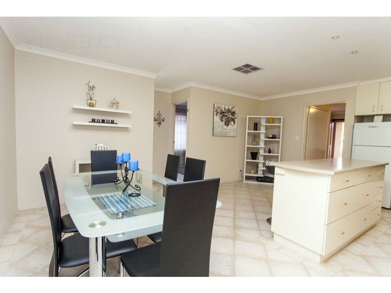 2 Blakemore Retreat, Huntingdale WA 6110