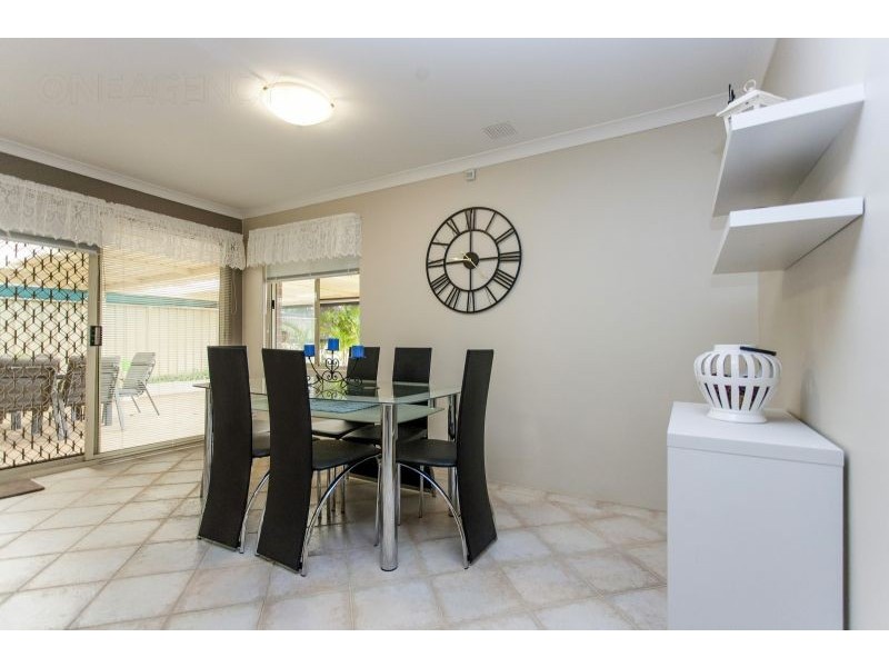 2 Blakemore Retreat, Huntingdale WA 6110