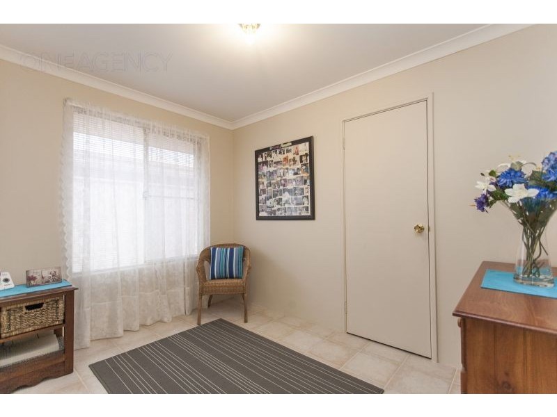 2 Blakemore Retreat, Huntingdale WA 6110