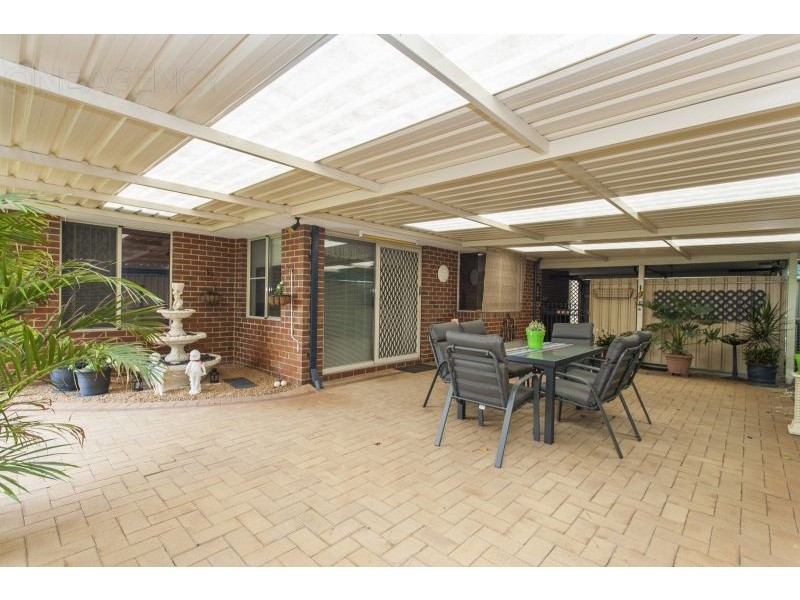 2 Blakemore Retreat, Huntingdale WA 6110