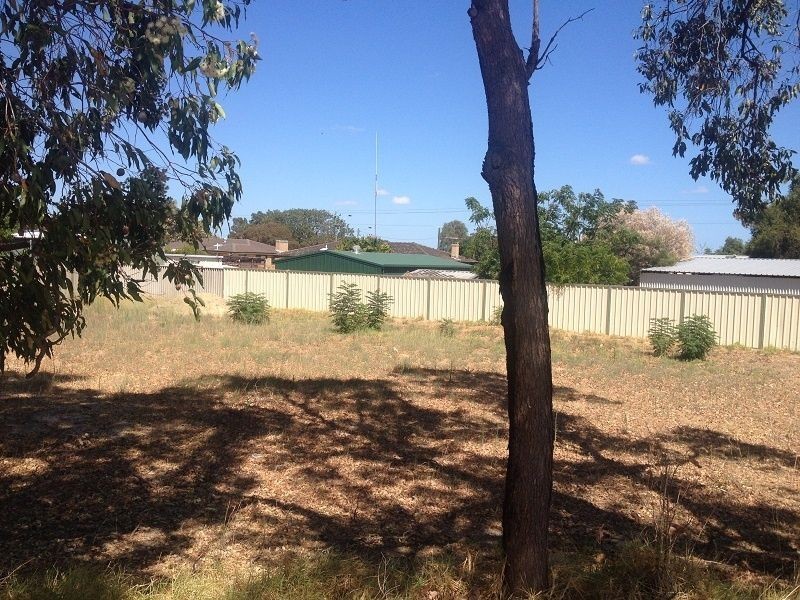 11 Park Road, Byford WA 6122