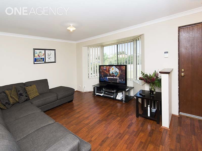 2 Milano Loop, Seville Grove WA 6112