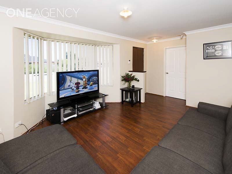 2 Milano Loop, Seville Grove WA 6112