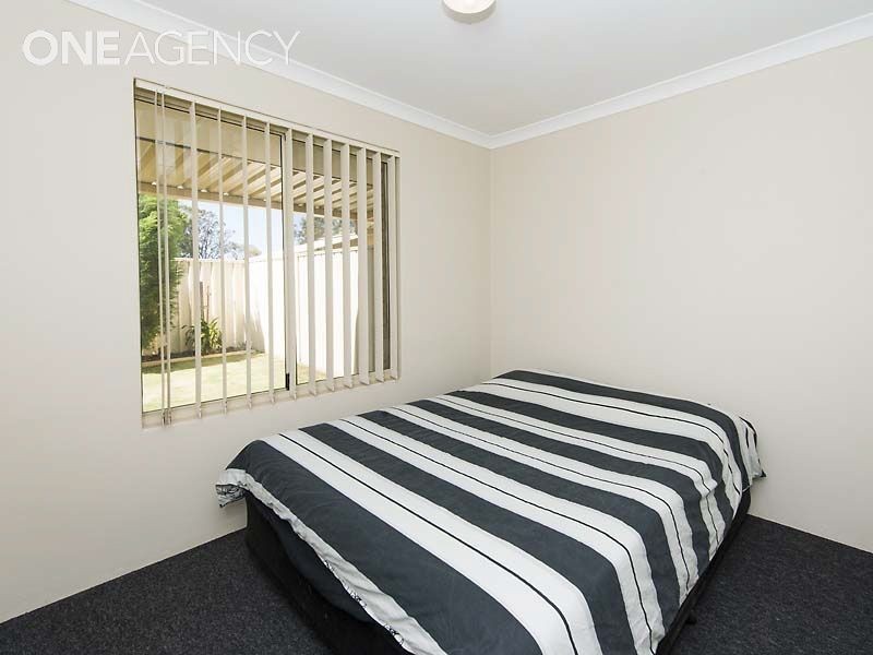 2 Milano Loop, Seville Grove WA 6112