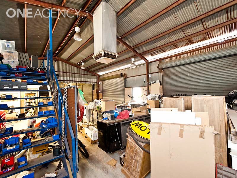 26 Owen Road, Kelmscott WA 6111