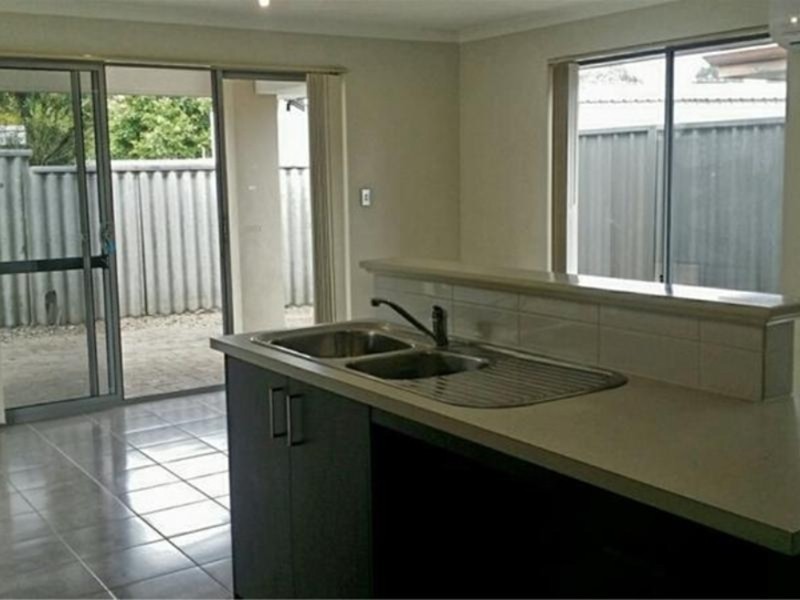 26B Grafham  Road, Brookdale WA 6112