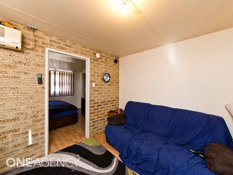 43 Banksia Road, Camillo WA 6111