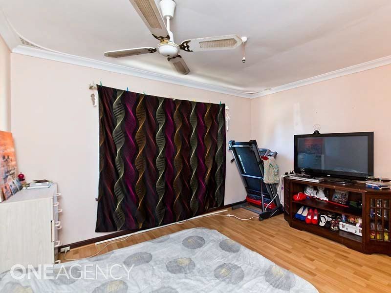 43 Banksia Road, Camillo WA 6111