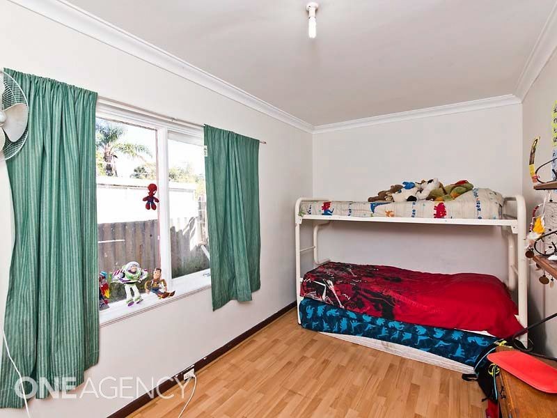 43 Banksia Road, Camillo WA 6111