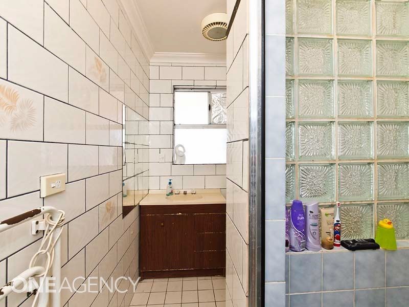 43 Banksia Road, Camillo WA 6111