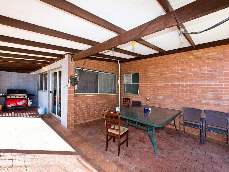 43 Banksia Road, Camillo WA 6111