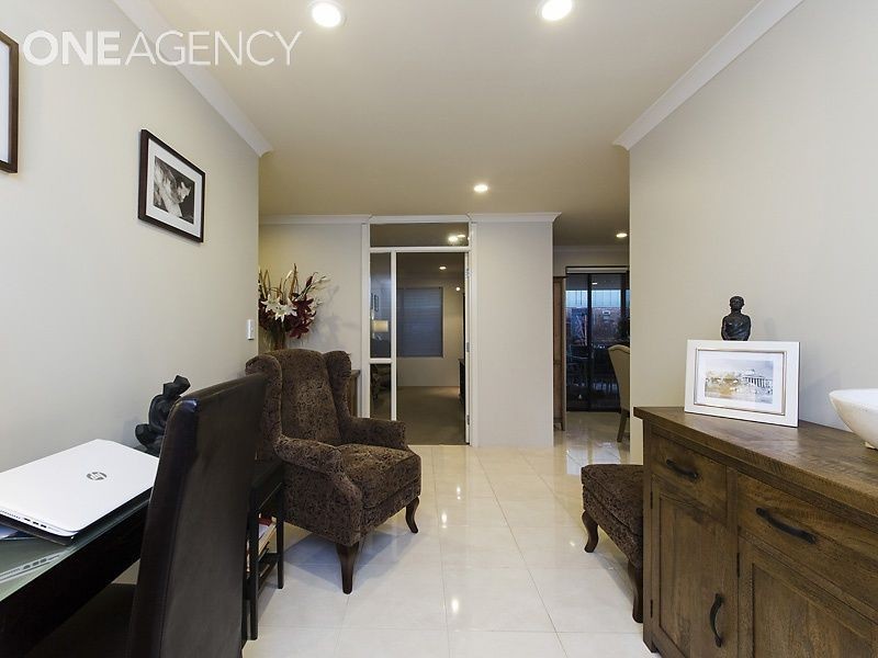 8 Zenith Turn, Baldivis WA 6171