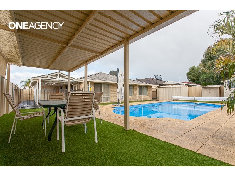 45 Ridge Road, Cockburn Central WA 6164