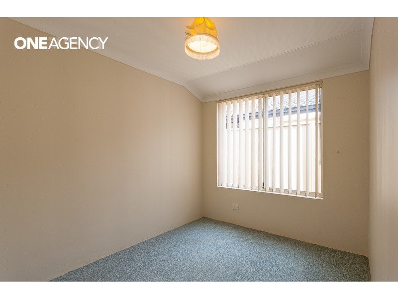 45 Ridge Road, Cockburn Central WA 6164