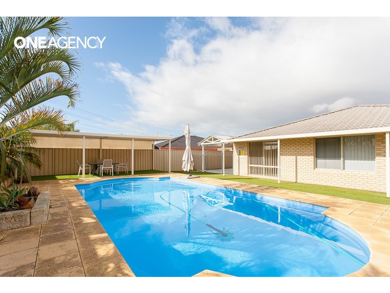 45 Ridge Road, Cockburn Central WA 6164