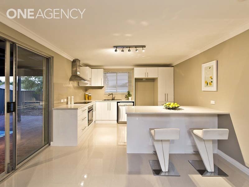 15 Helena Crescent, Thornlie WA 6108