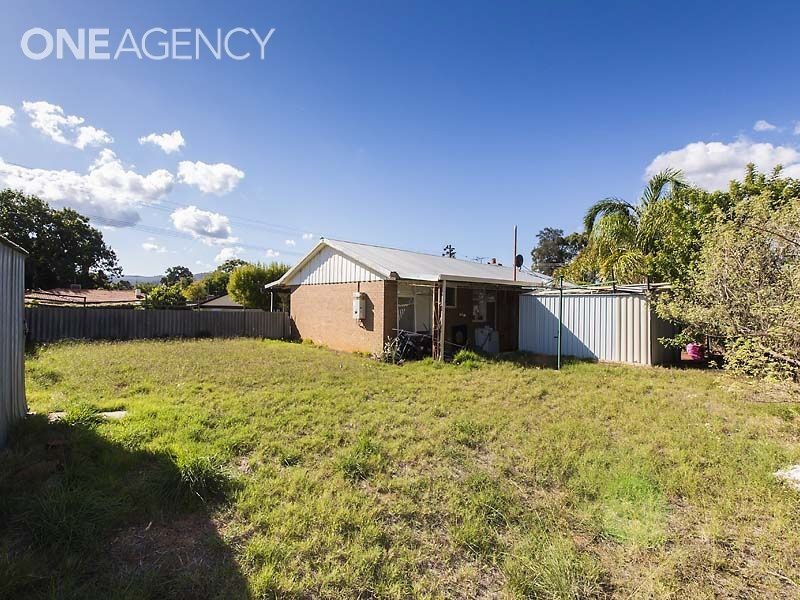 51 Lantana Way, Camillo WA 6111