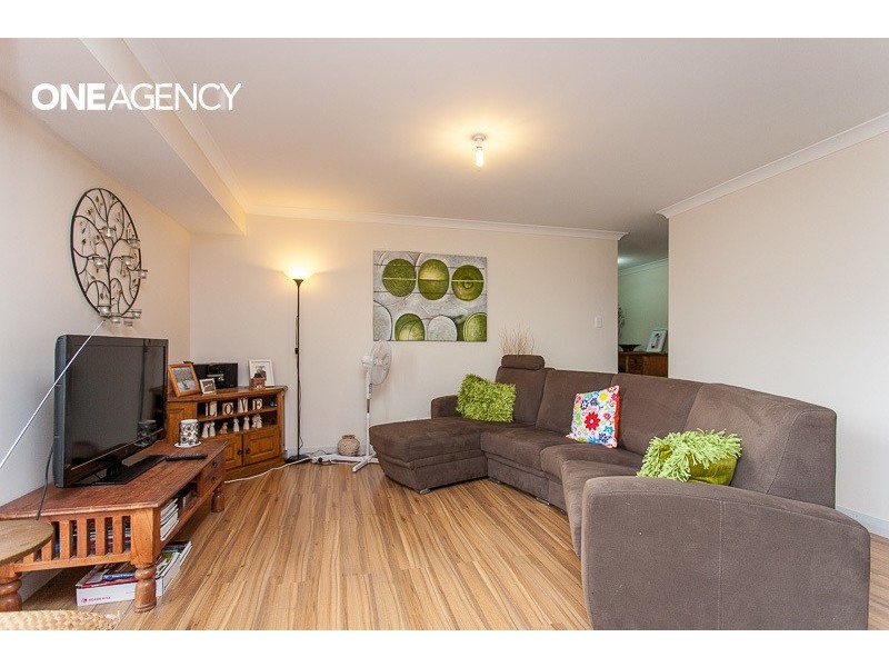 2 Poseidon Road, Byford WA 6122