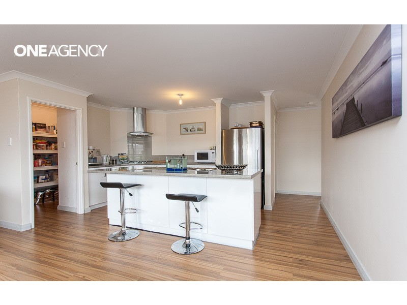 2 Poseidon Road, Byford WA 6122
