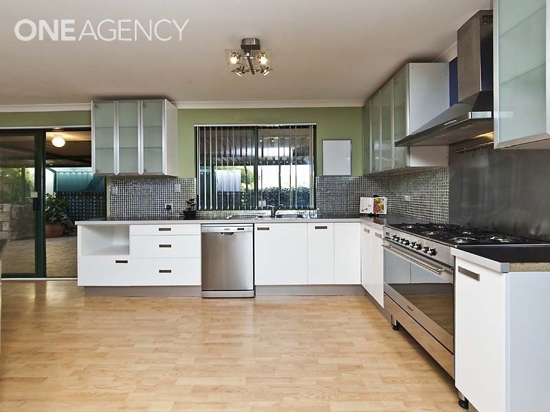 3218 Albany Highway, Mount Nasura WA 6112