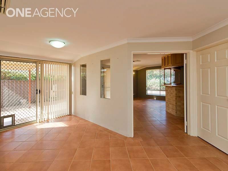 16 Madden Place, Huntingdale WA 6110