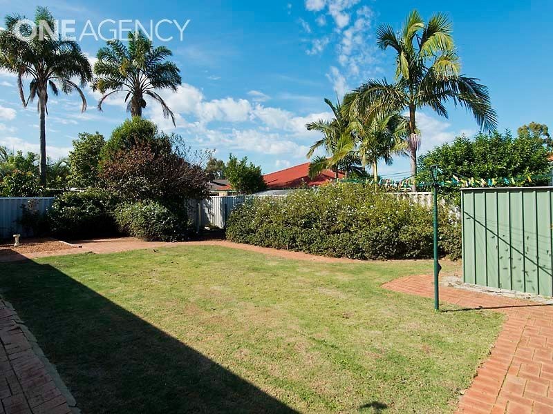 16 Madden Place, Huntingdale WA 6110