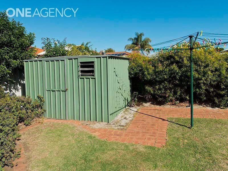 16 Madden Place, Huntingdale WA 6110