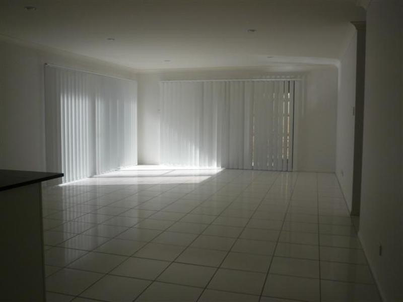 18 Santana Drive, Coomera QLD 4209