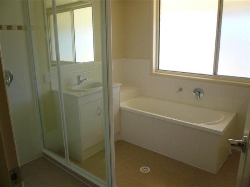 27 Jasmine Circuit, Ormeau QLD 4208