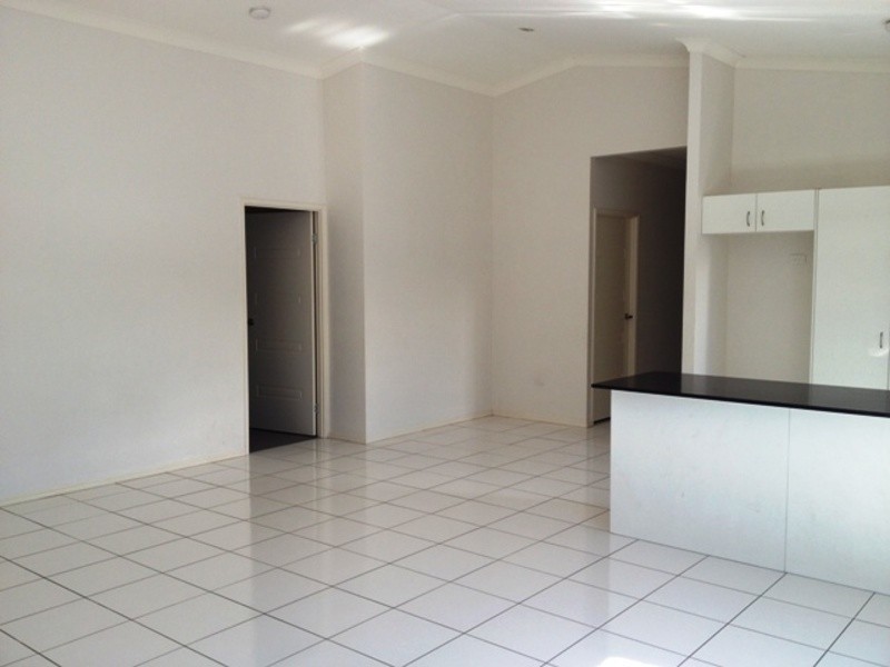 10 Santana Road, Coomera QLD 4209