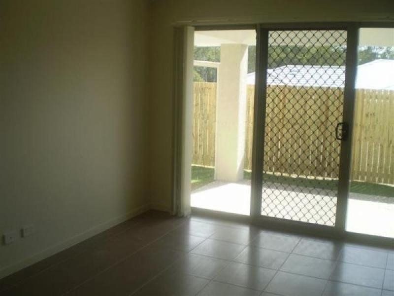 16 Wyndham Circuit, Holmview QLD 4207