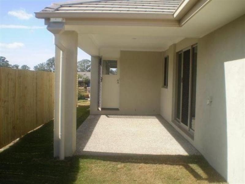 16 Wyndham Circuit, Holmview QLD 4207