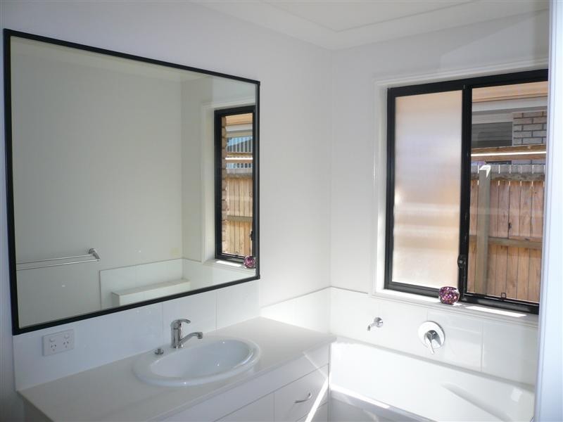 1 Charlton Crescent, Ormeau QLD 4208