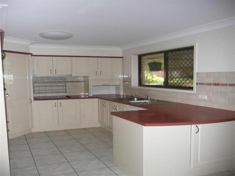 49 Yangoora Crescent, Ashmore QLD 4214